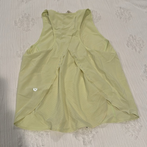 Lululemon run tank - Picture 3 of 3